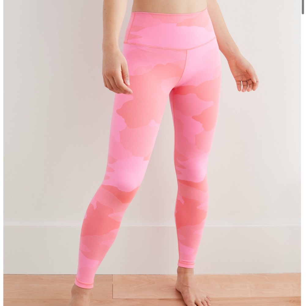 High Rise Camo 7/8 Leggings